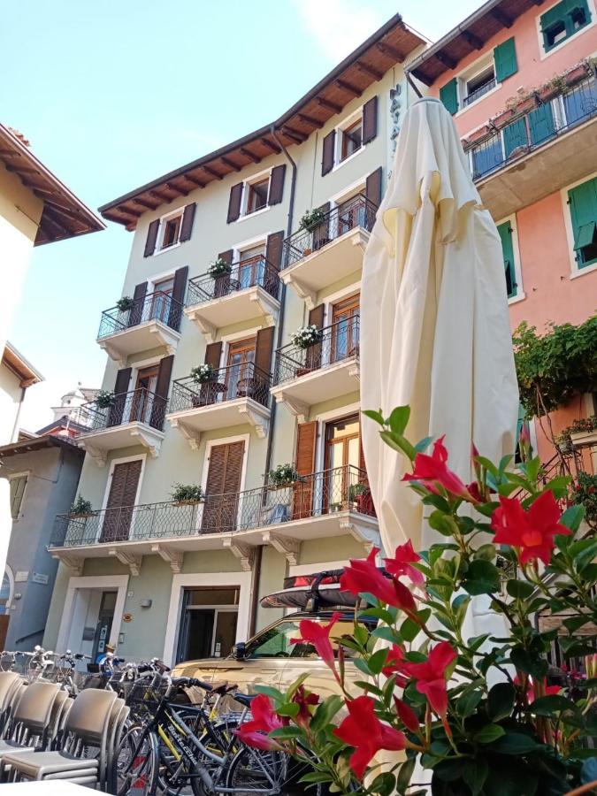Casa Nataly Bed and Breakfast Torbole Sul Garda Exteriör bild
