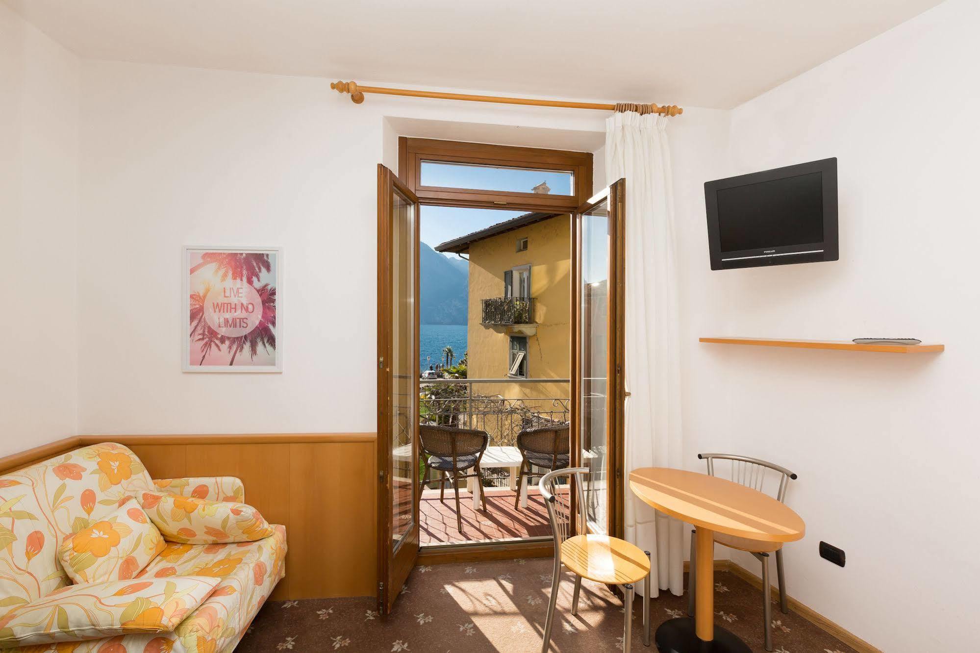 Casa Nataly Bed and Breakfast Torbole Sul Garda Exteriör bild